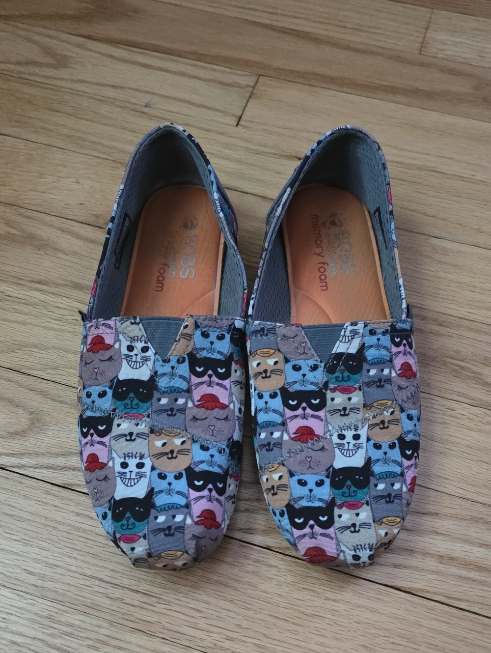 Bobs By Skechers Cat Shoes Size 8